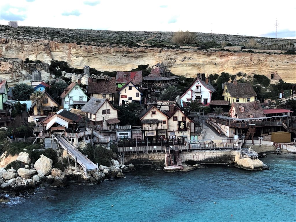malta rodina cestuje